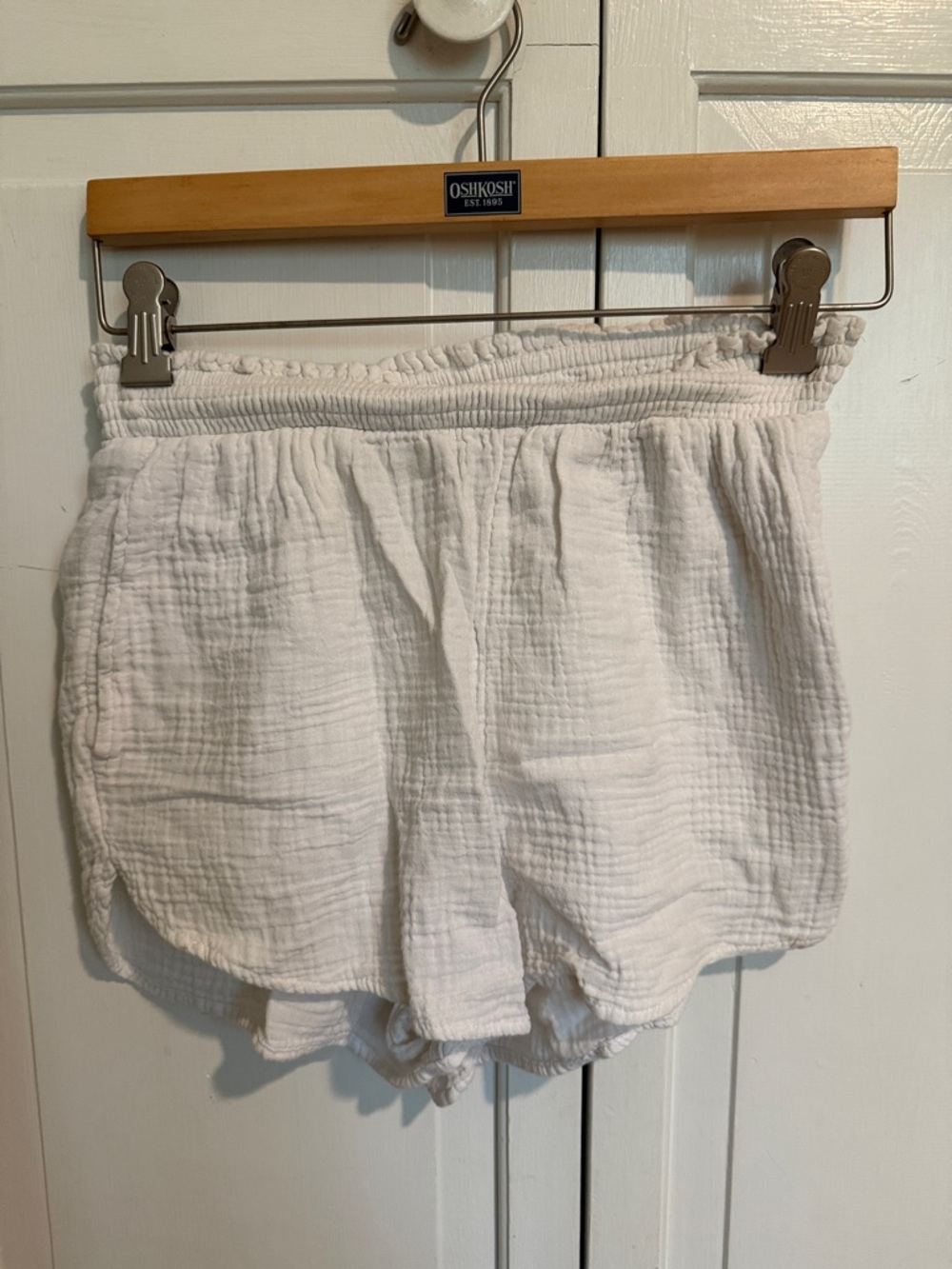 aerie White Gauze Elastic Waist Athletic Shorts